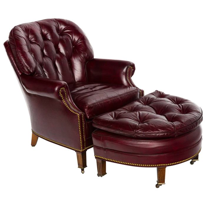 Tufted leather lounge chair for living area